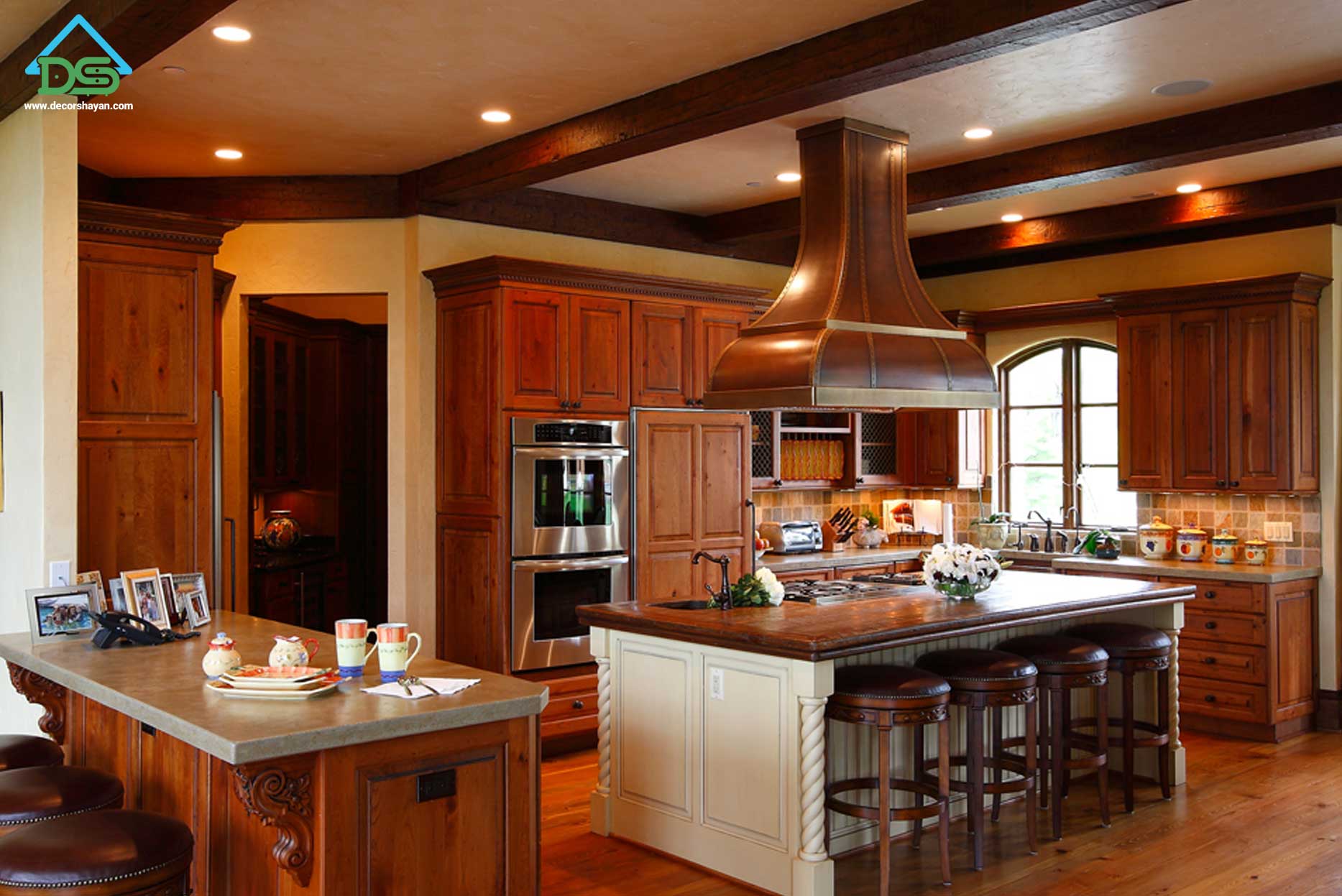 کابینت کلاسیک چوبی